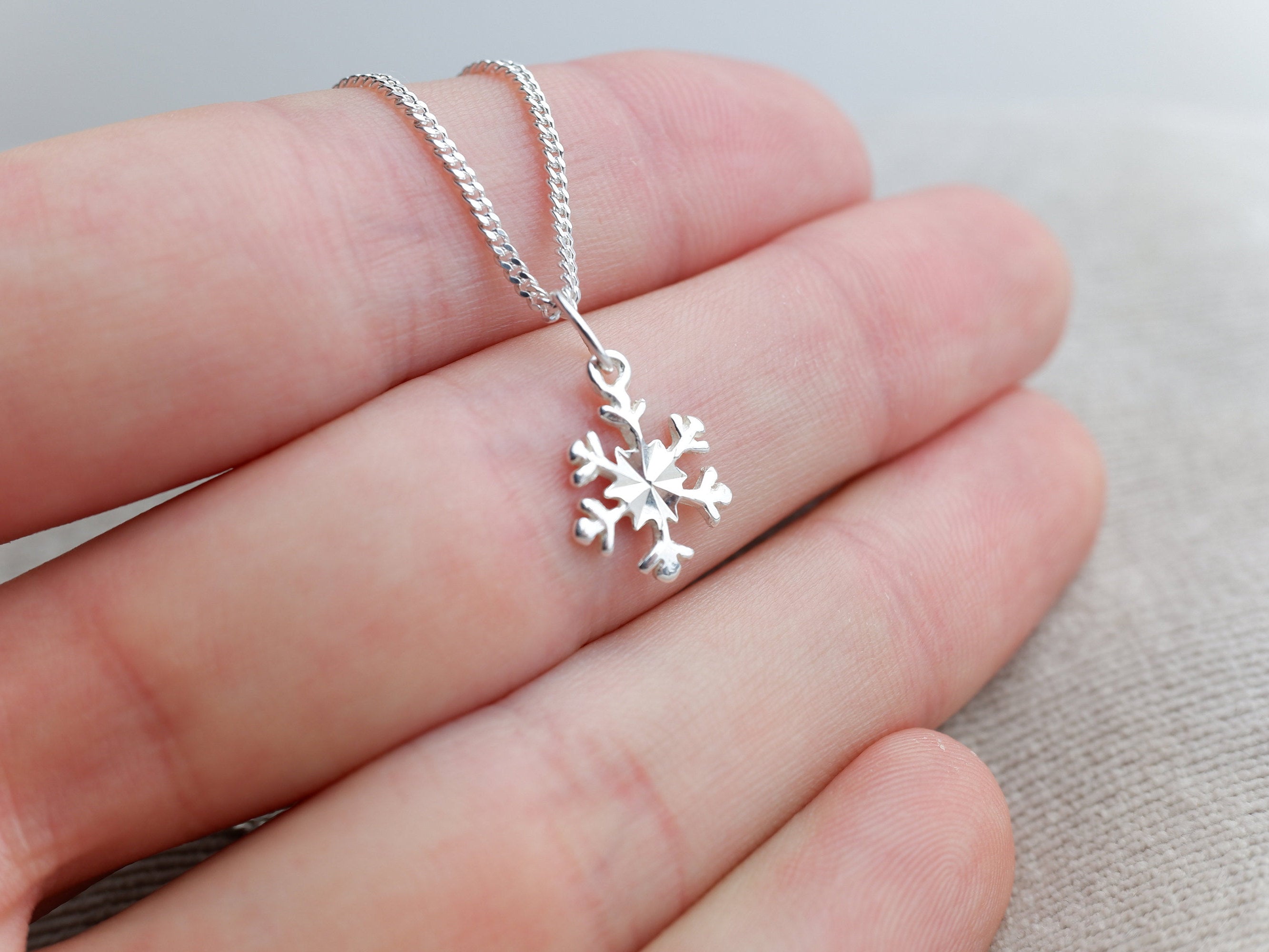 8 Stone Art Deco Snowflake Necklace – Tiger Gems